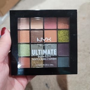 NYX Ultimate Eeyeshadow Palette